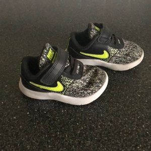 Nike Toddler Sneakers Size 5c